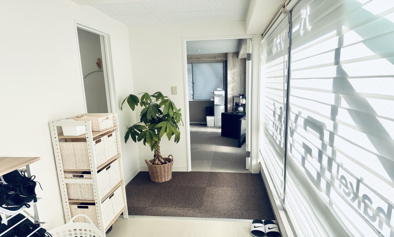 岩切駅前パーソナルジム ヘイクフィットネスの店内